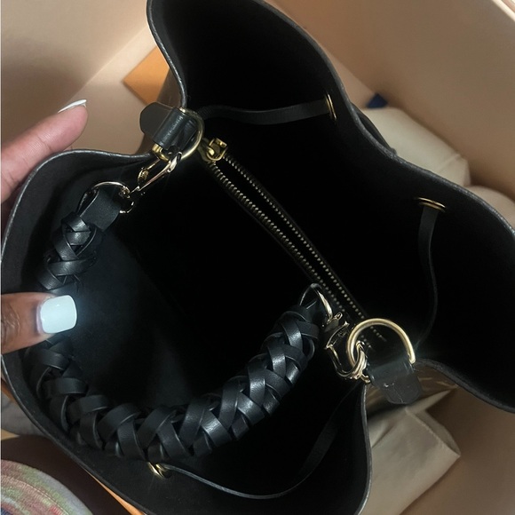 ❤️ NEONOE - MONO/BLK ❤️ - Picture 13 of 13